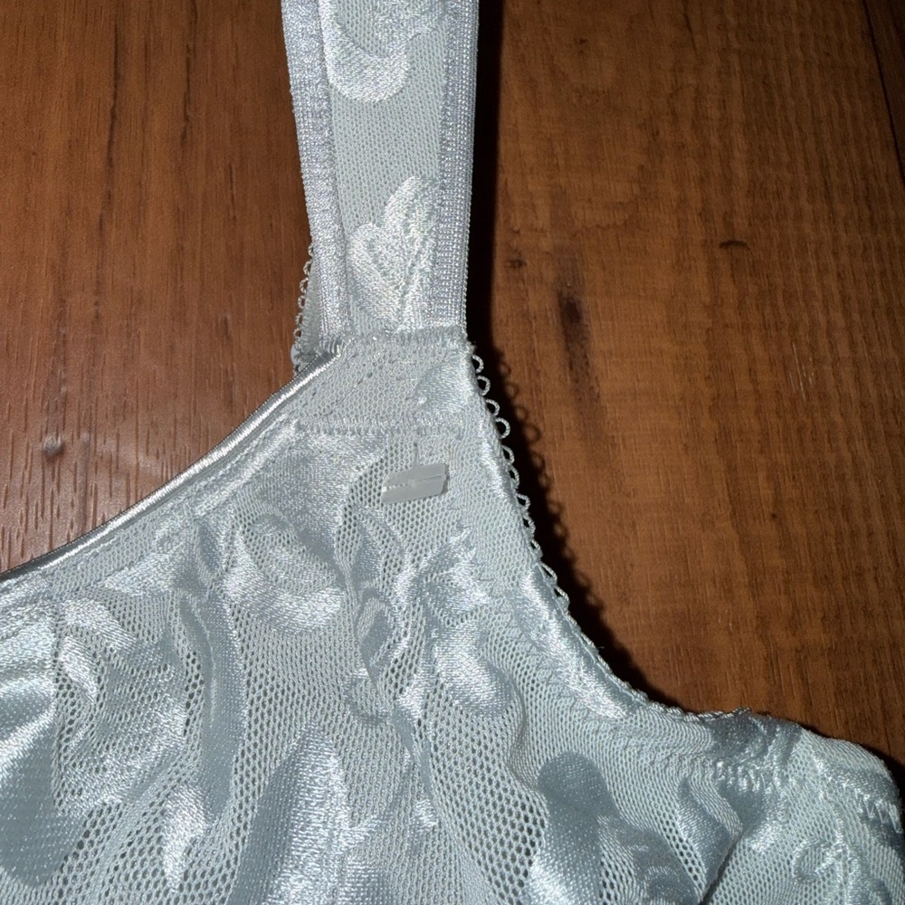 NWOT Wacoal Awareness Full Figure Underwire Seamless Bra 85567 Light Blue 34DD - Picture 6 of 13